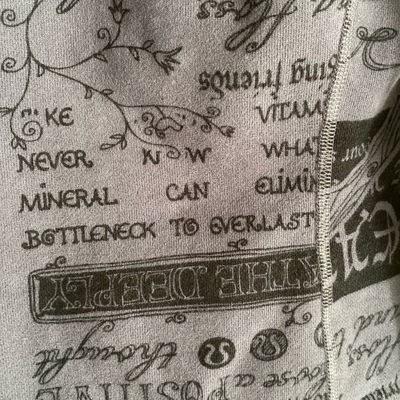 Lululemon Scuba hoodie size 4 manifesto print   zip up hoodie Sweatshirt - Picture 5 of 10